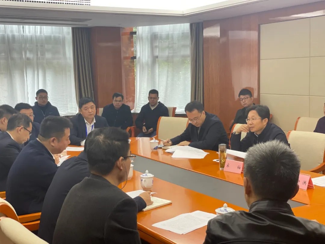 副市长宋铀现场召开沿江中北大路提升刷新工程建设调度会